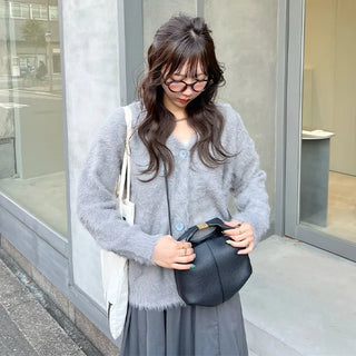 Loose-fit V-neck knit cardigan