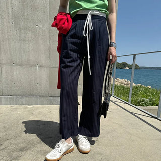 String stripe slacks
