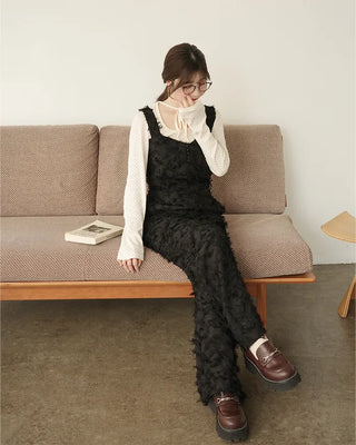 (ORIGINAL) Heart Neck Feather Jumpsuit