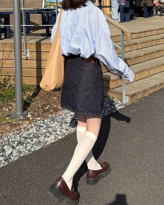 Simple low-rise denim short skirt