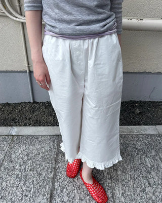 Frilled hem wide half pants
