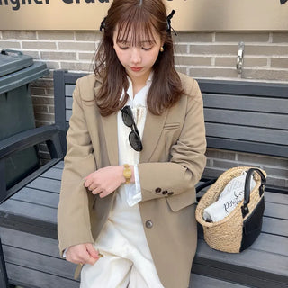 Oval style sunglasses
