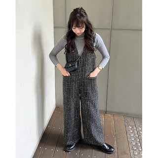 Ribbed turtleneck knit