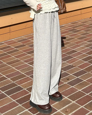 Side lace point sweatpants