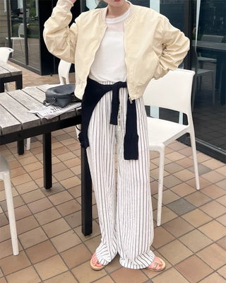 Simple long-sleeved T-shirt