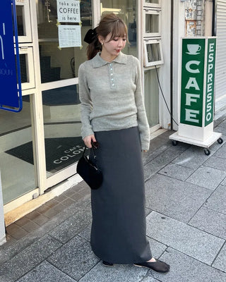 Simple half-open collar knit