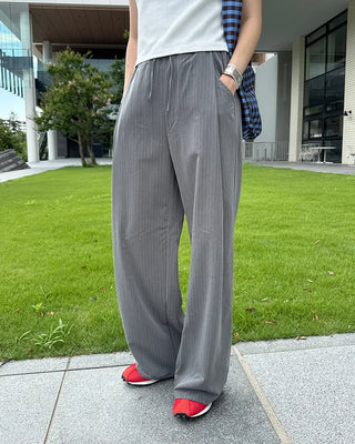 Pintuck stripe banding slacks