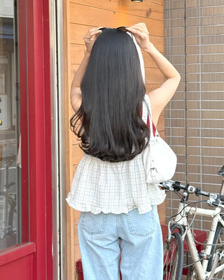 Checked ribbon sleeveless blouse