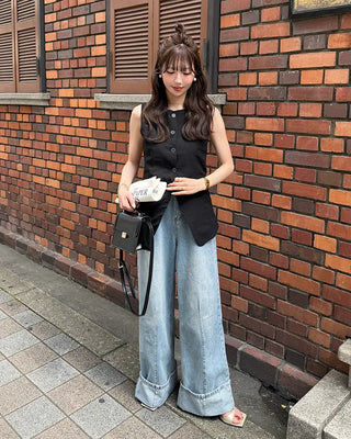 Boat neck linen vest