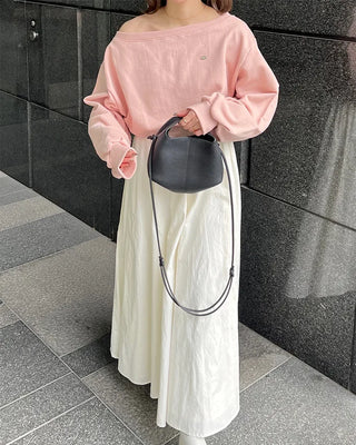 Off-shoulder loose sweatshirt