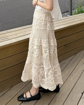 Two-strap flat shoes
