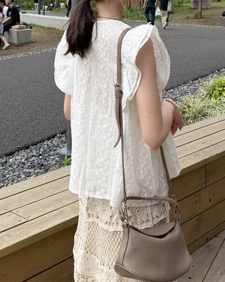 Frilled Punching Wing Blouse
