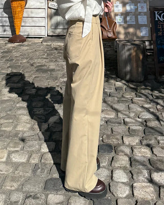 Classic pleated wide slacks
