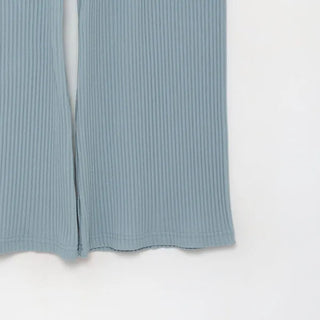 Pleated semi-bootcut pants