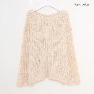 Loose-fit slit knitwear