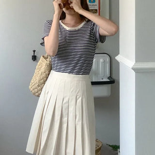 Casual striped short-sleeved T-shirt