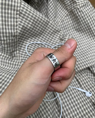 Skull Point Ring