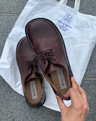 Wide derby shoes