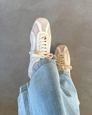 Mesh sneakers