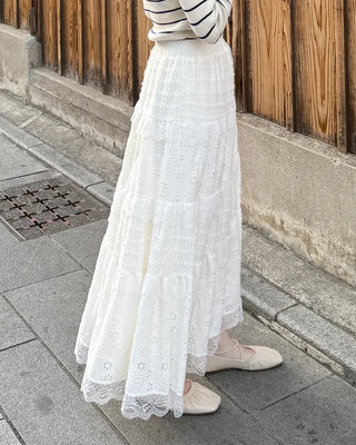Flower punched long skirt