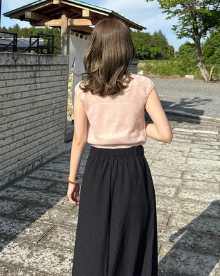 Simple summer short-sleeved knit