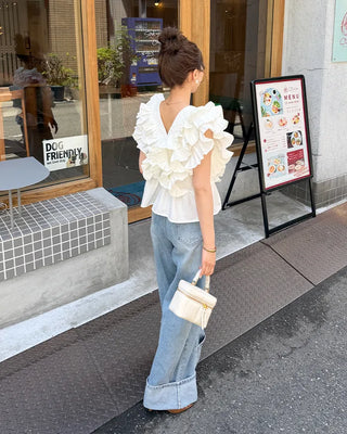 Rolled-up wide-leg denim pants