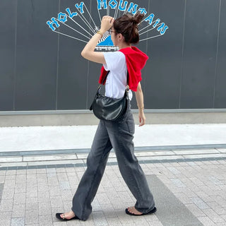 Half-moon shoulder bag