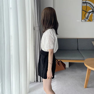 Flower embossed shorts