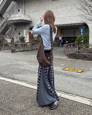Basic long-sleeved T-shirt