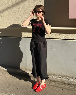 Frilled hem wide half pants