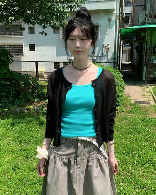 Simple summer sleeveless top