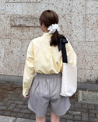 Lace scrunchie