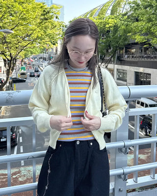 Mini pendant V-neck cardigan
