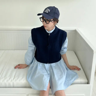Zip-up knit vest