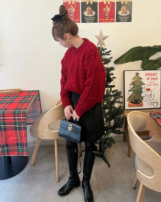 Cable Round Neck Knit