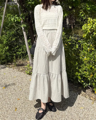 Loose-fitting sheer knit