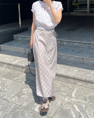 Checked long skirt