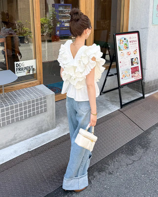 Big volume ruffle top