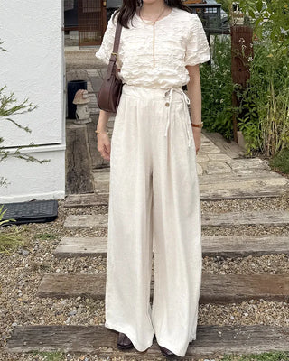 Wrinkle Volume Short-Sleeve Blouse