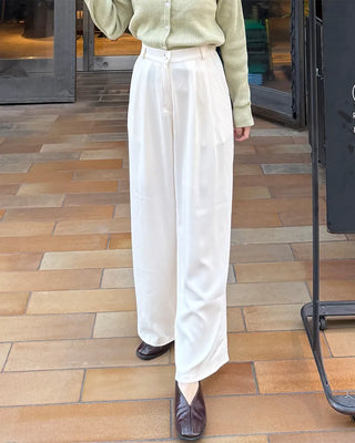 Simple pintuck slacks