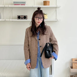 Button-up check jacket
