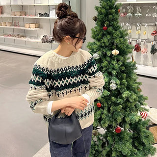Nordic pattern knit