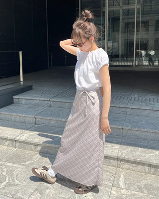 Checked long skirt