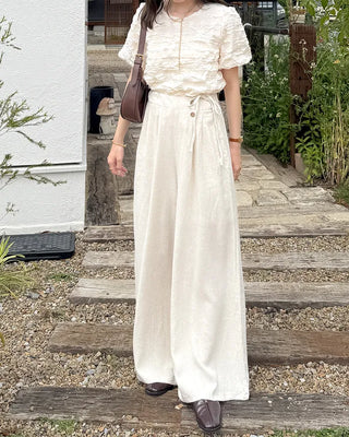 Wrinkle Volume Short-Sleeve Blouse