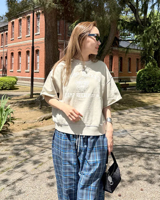 Cut-off hem sweat half-length T-shirt
