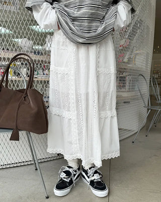 Lace long skirt