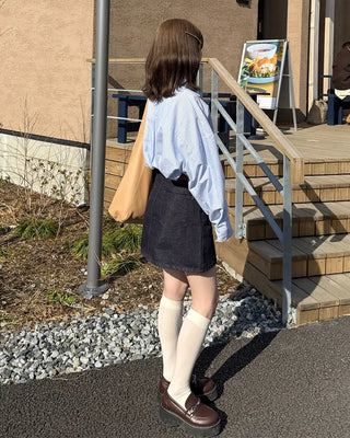 Simple low-rise denim short skirt