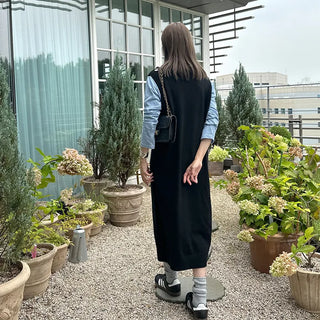 V-neck sleeveless long cardigan dress