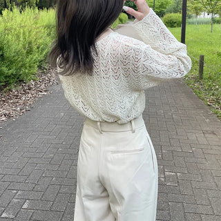 See-through loose knit