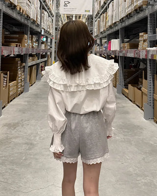 Lace banding shorts